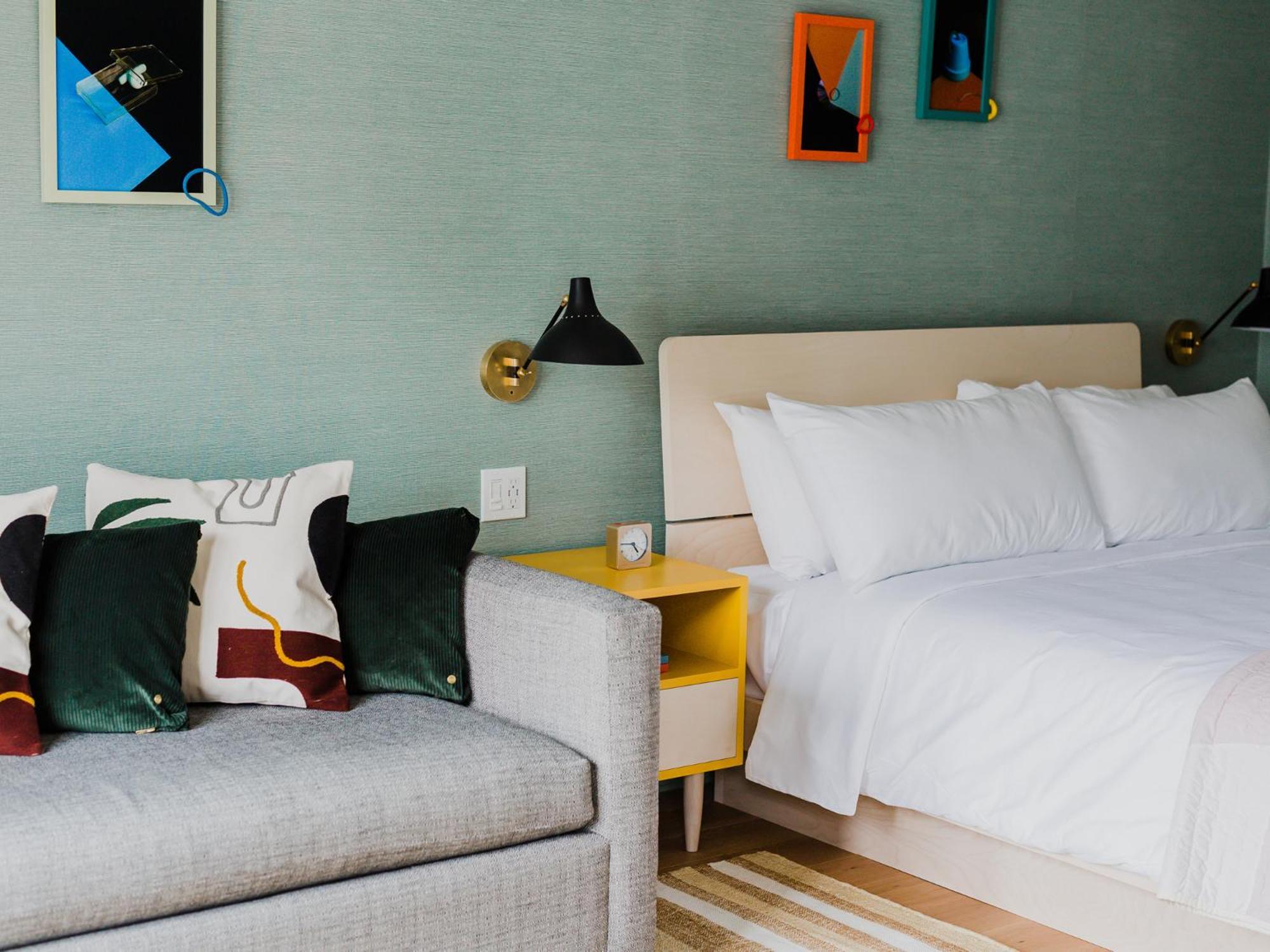 Drake Devonshire And Motor Inn Веллингтон Экстерьер фото